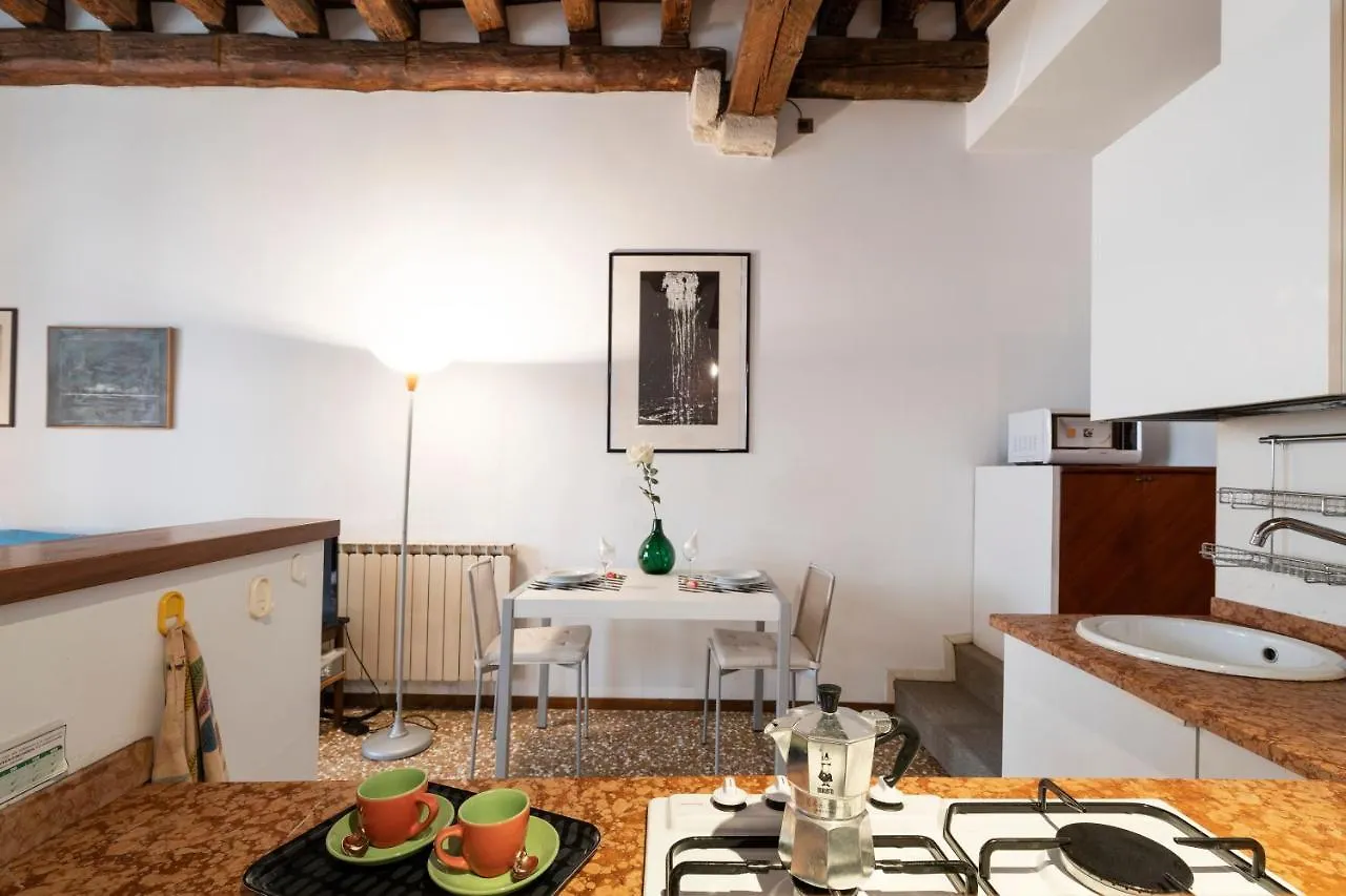 Ca Paola Cozy Venice Apartment 0*,